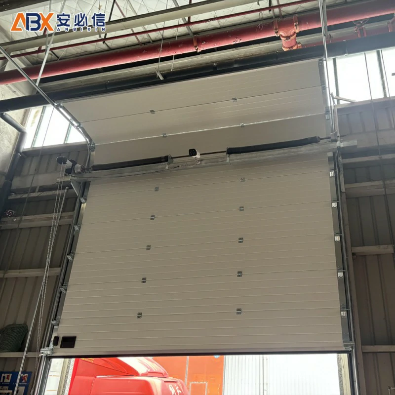 通辽铝板滑升门
